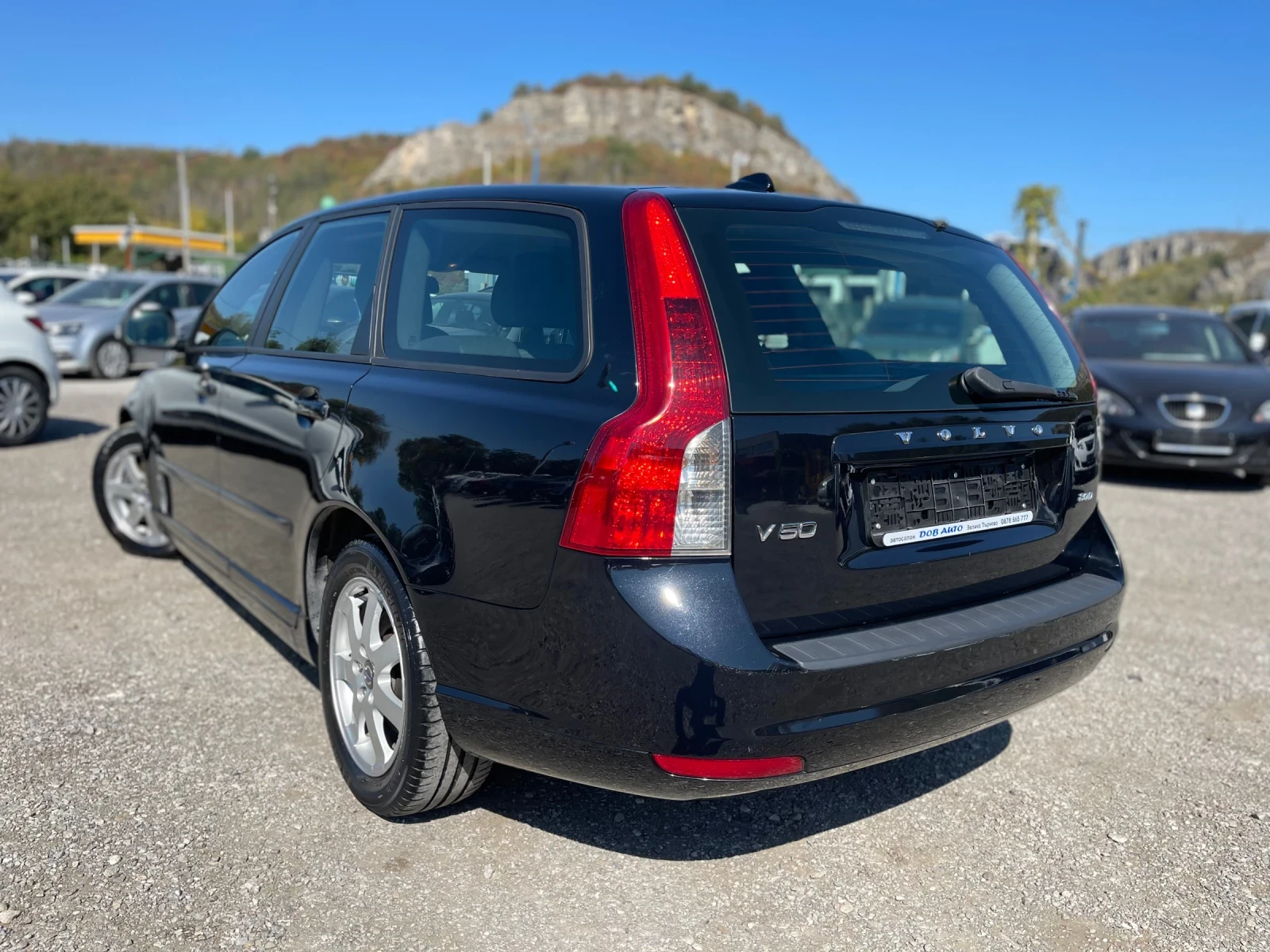 Volvo V50 2.0D-136к.с-MOMENTUM-КЛИМАТРОНИК-КОЖА - изображение 3