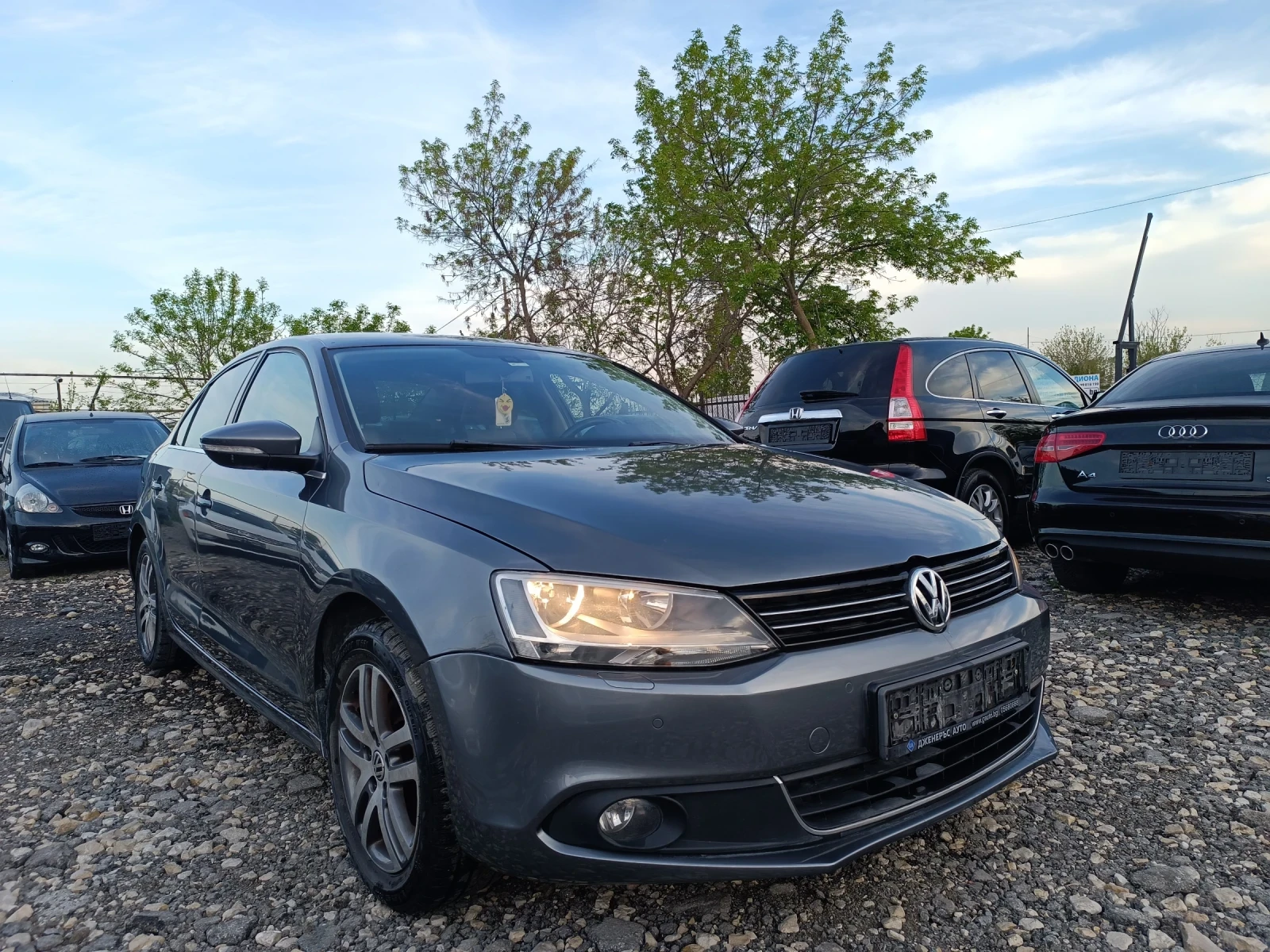 VW Jetta AVTOMAT NAVI - изображение 3