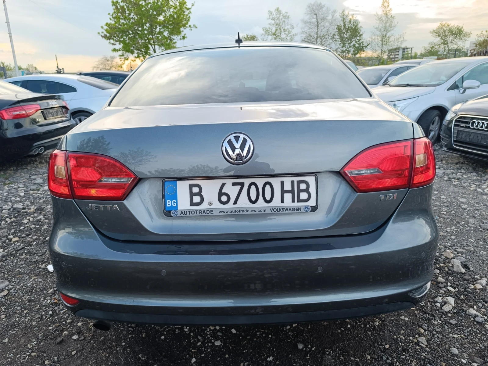 VW Jetta AVTOMAT NAVI - изображение 4