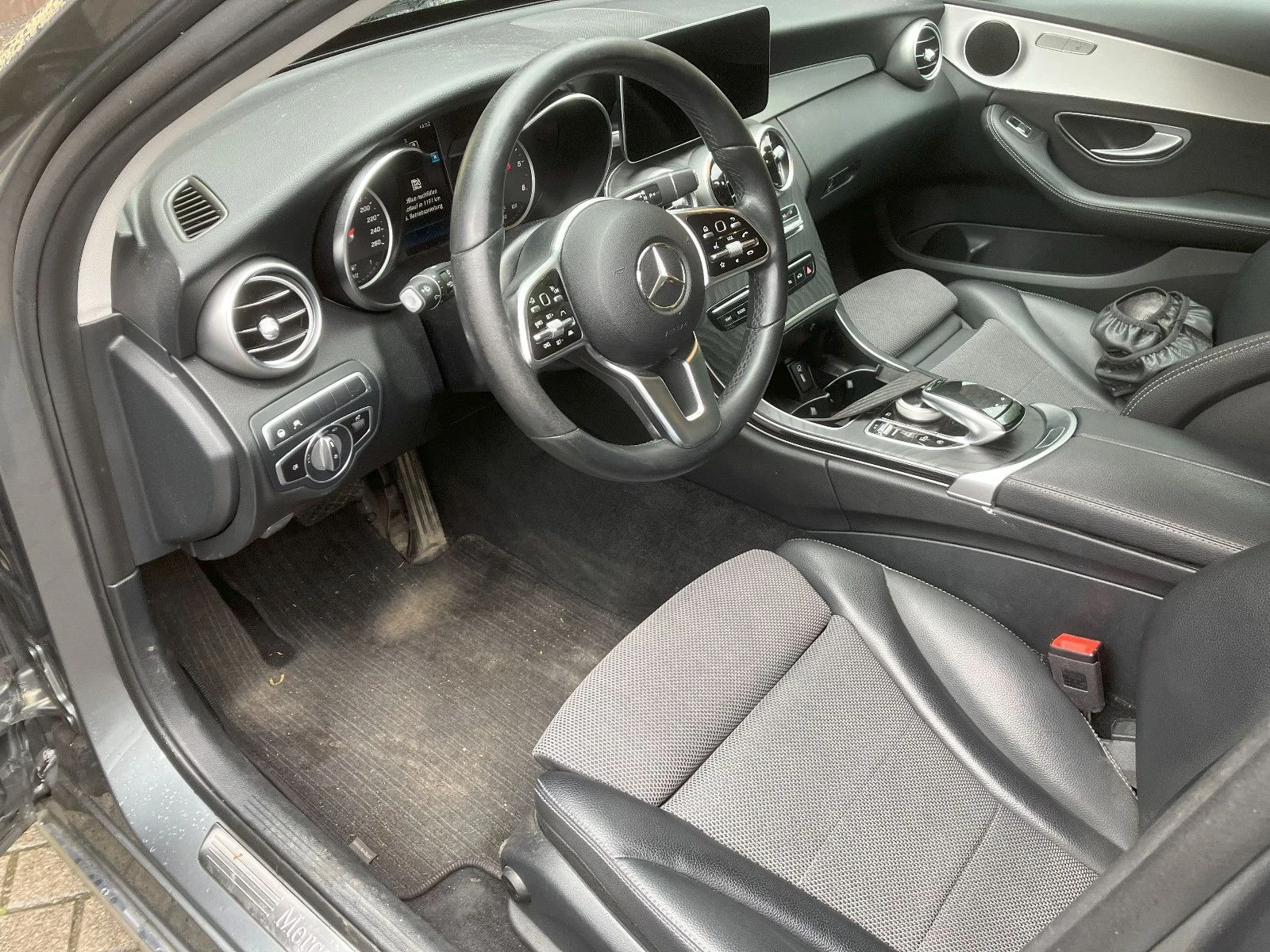Mercedes-Benz C 220 d 4Matic Multibeam ILS DISTRONIC KAM SzH #iCarbg - изображение 6