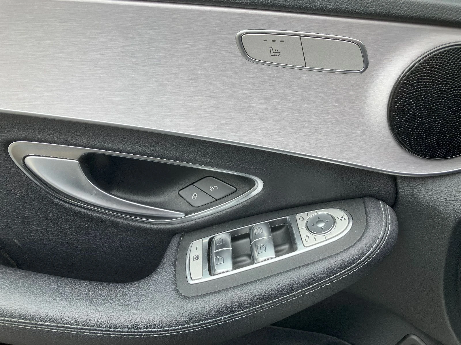 Mercedes-Benz C 220 d 4Matic Multibeam ILS DISTRONIC KAM SzH #iCarbg - изображение 10