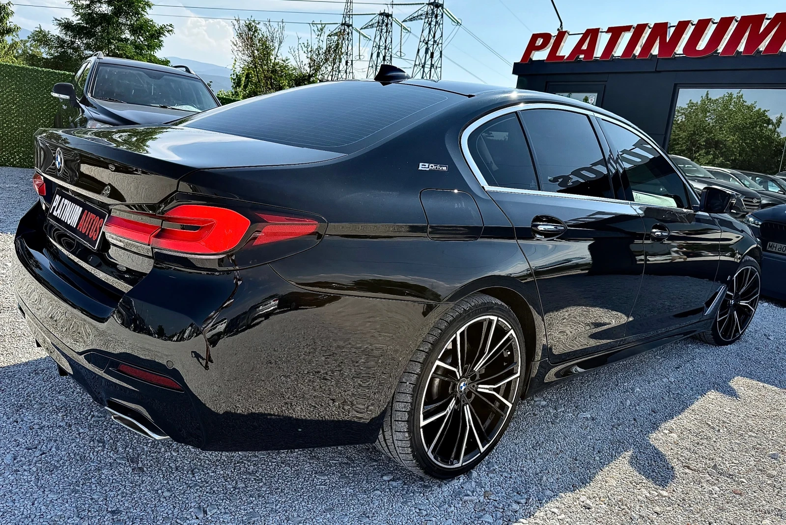 BMW 530 ///M-PACK plug-in-hybrid Face-lift - изображение 8