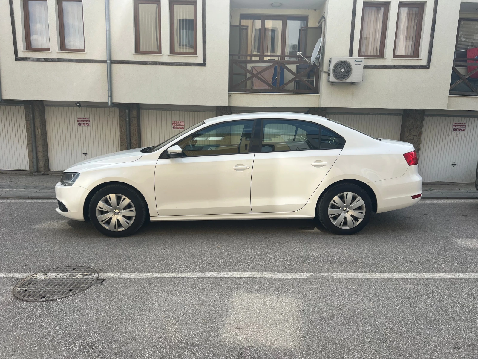 VW Jetta 1.6 Diesel - изображение 4