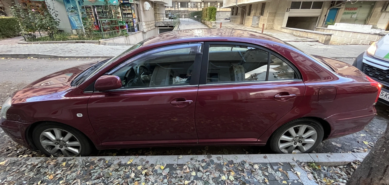 Toyota Avensis 1.8 vvti - изображение 2