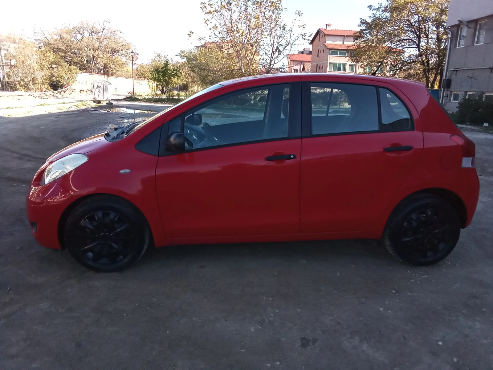 Toyota Yaris 1.4D4D-90kc. 6ck. FACELIFT - изображение 4