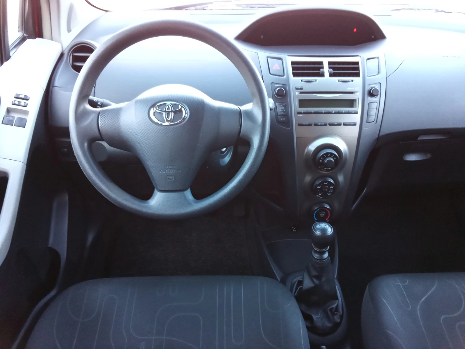 Toyota Yaris 1.4D4D-90kc. 6ck. FACELIFT - изображение 9