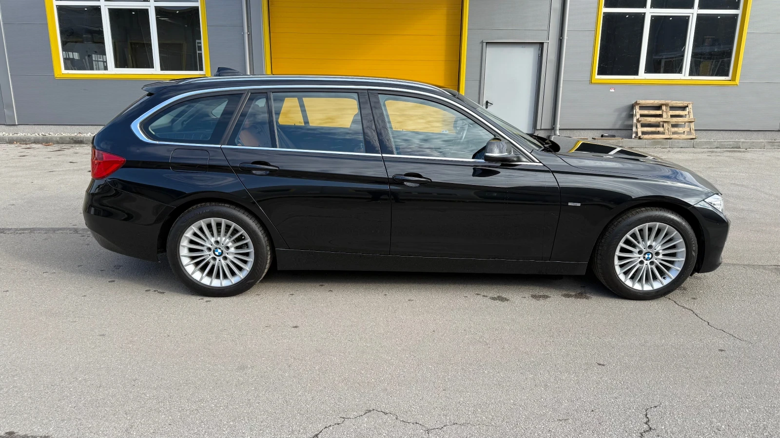 BMW 320 320 I xDrive  | Mobile.bg   8