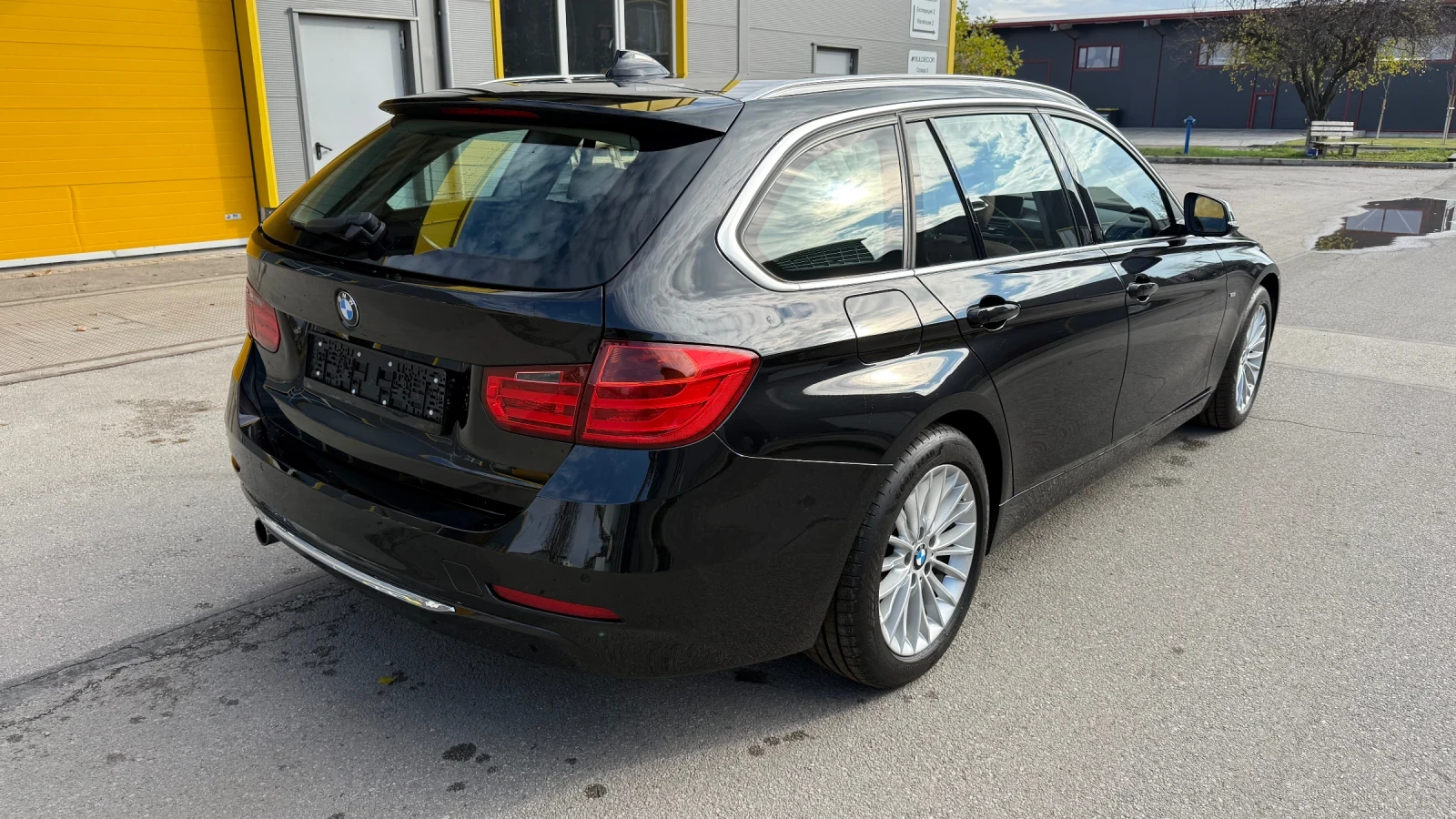 BMW 320 320 I xDrive  | Mobile.bg   5
