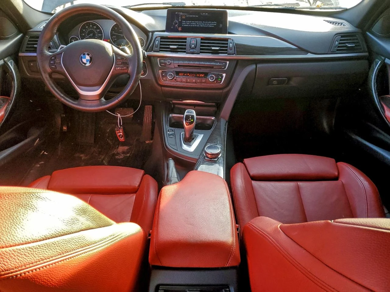 BMW 335 XDRIVE| SAT| KEYLESS| КАМЕРА| ПОДГРЕВ - изображение 8