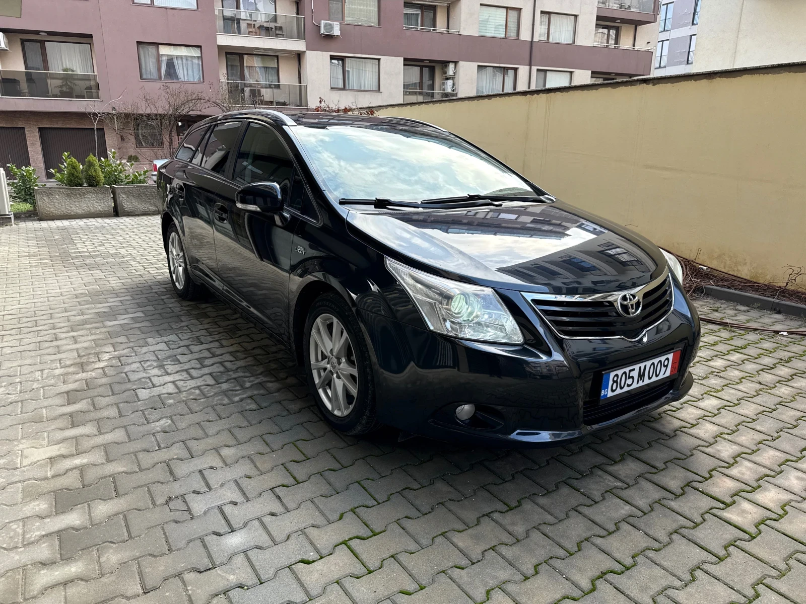 Toyota Avensis Automatic Adventure 177 000 - изображение 2