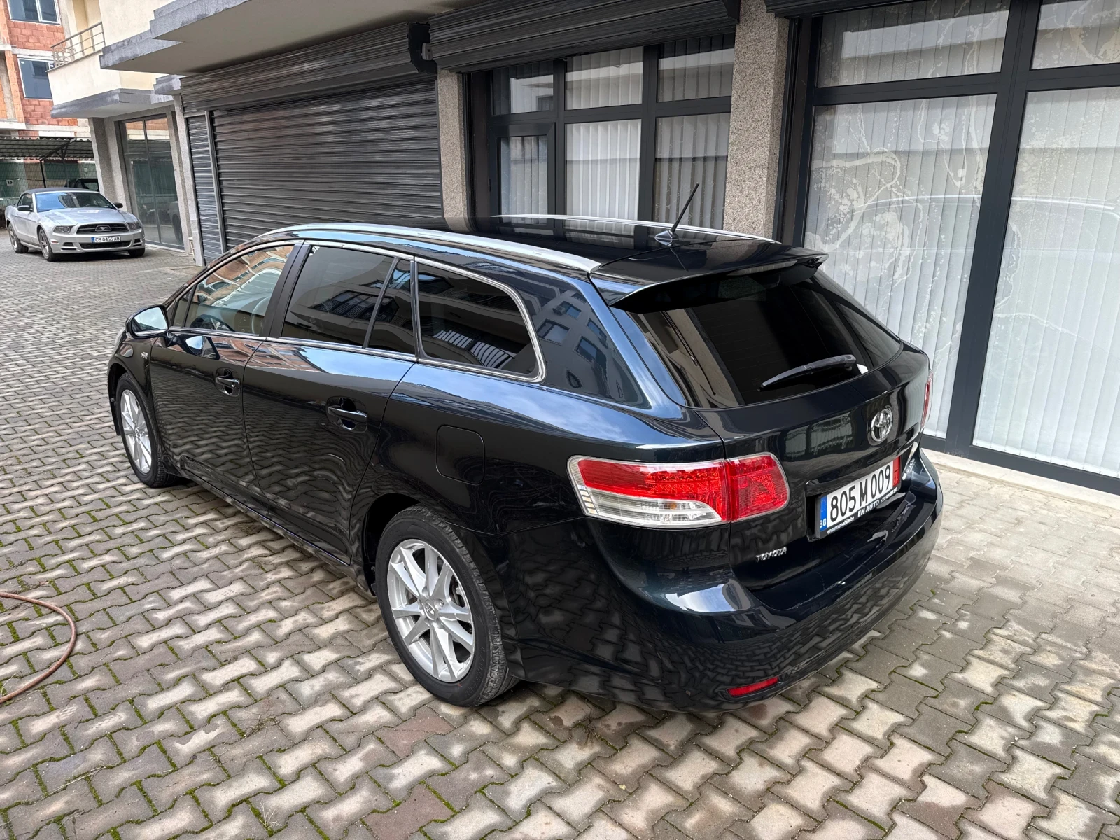 Toyota Avensis Automatic Adventure 177 000 - изображение 4