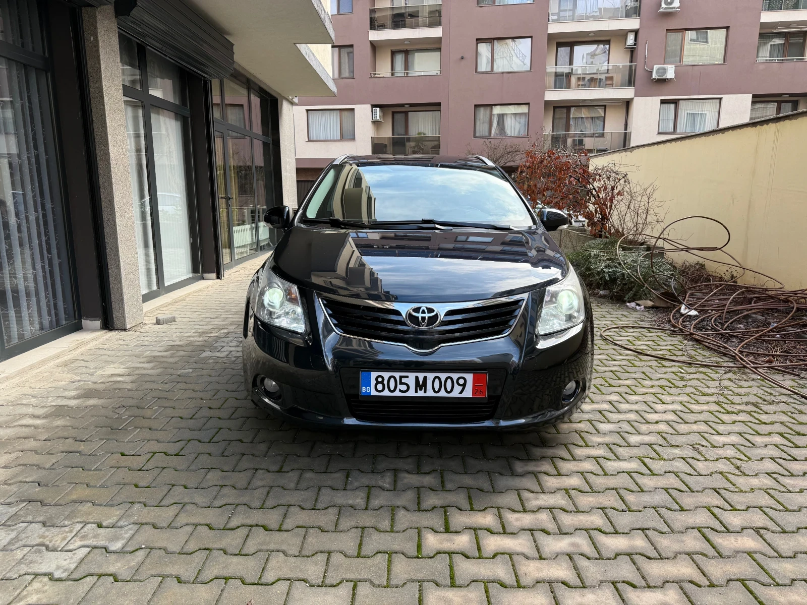 Toyota Avensis Automatic Adventure 177 000 - изображение 5