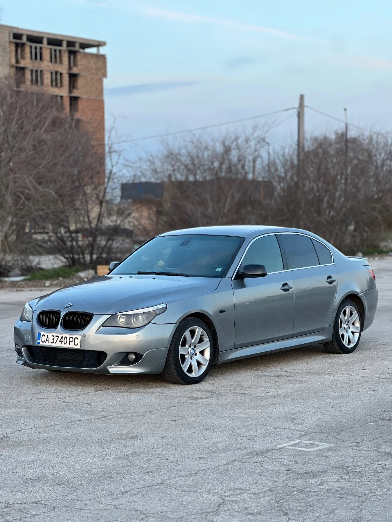 BMW 530, снимка 2 - Автомобили и джипове - 53800720