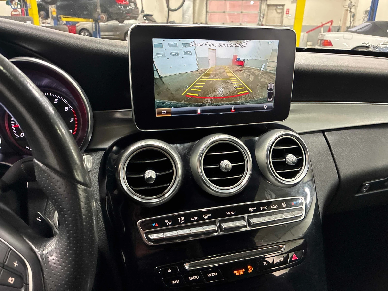 Mercedes-Benz C 300 CONVERTIBLE * CAR FAX * АВТО КРЕДИТ * , снимка 8 - Автомобили и джипове - 54198217