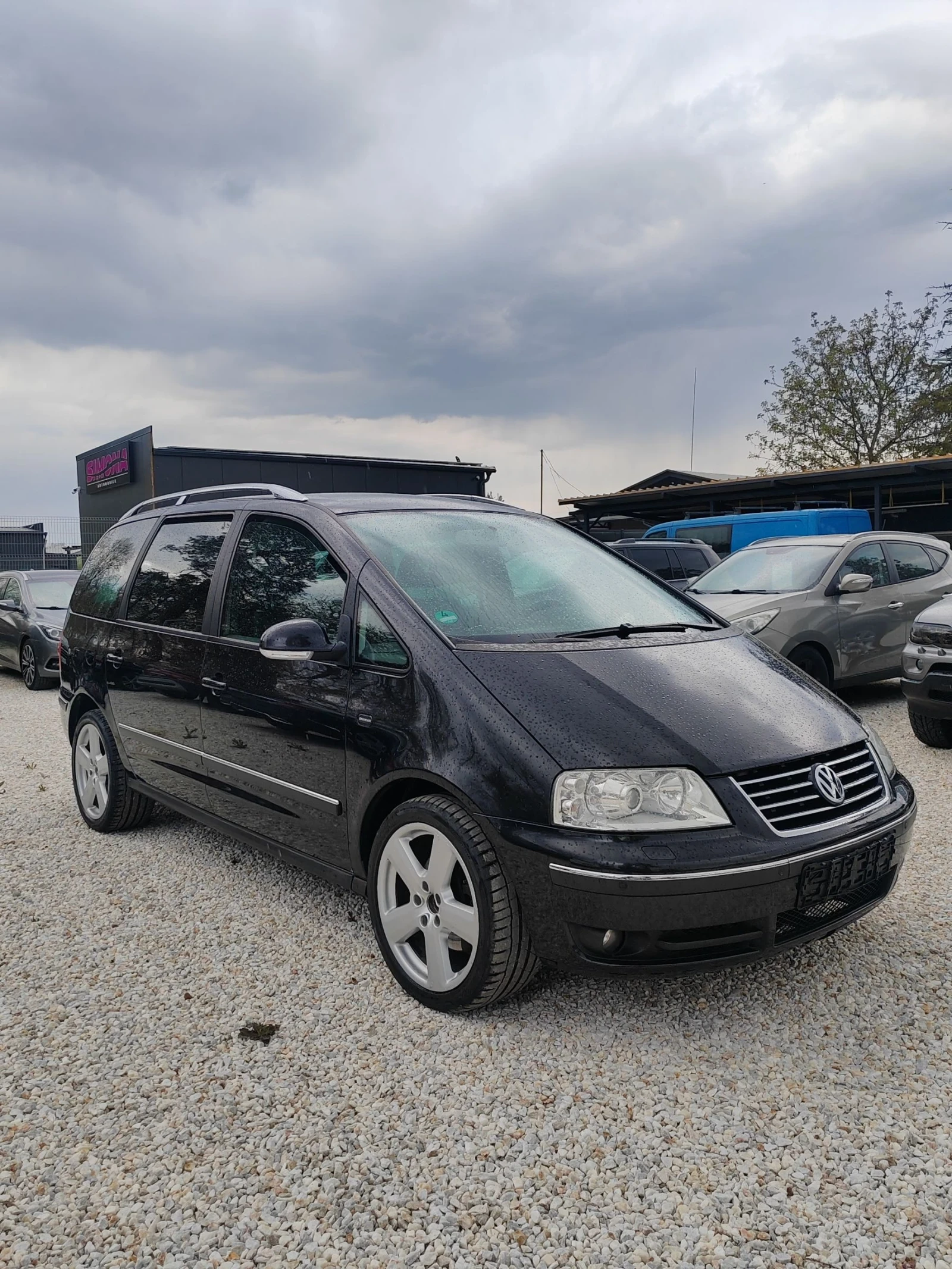 VW Sharan 2.8, 204к.с. ГАЗ, снимка 2 - Автомобили и джипове - 54257540