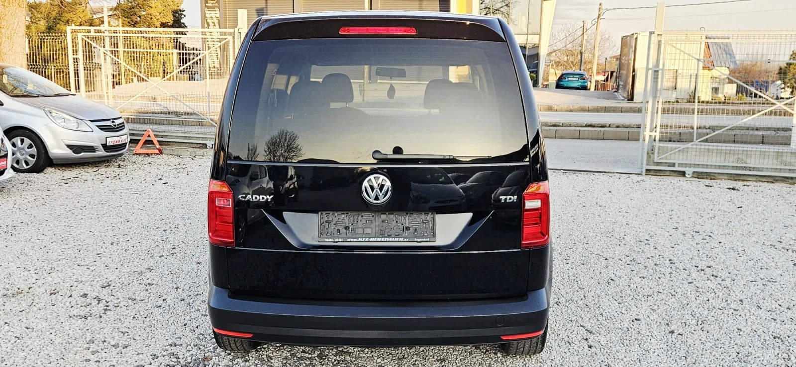 VW Caddy 2.0TDI* FRONTASISTENT* NAVI  | Mobile.bg � ����������� 16