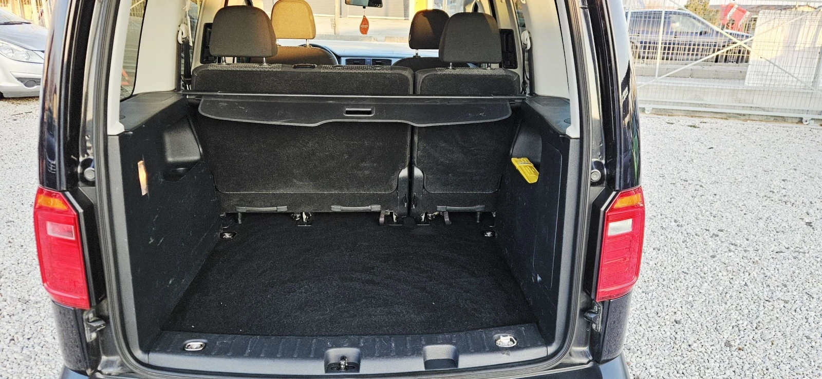 VW Caddy 2.0TDI* FRONTASISTENT* NAVI  | Mobile.bg � ����������� 11