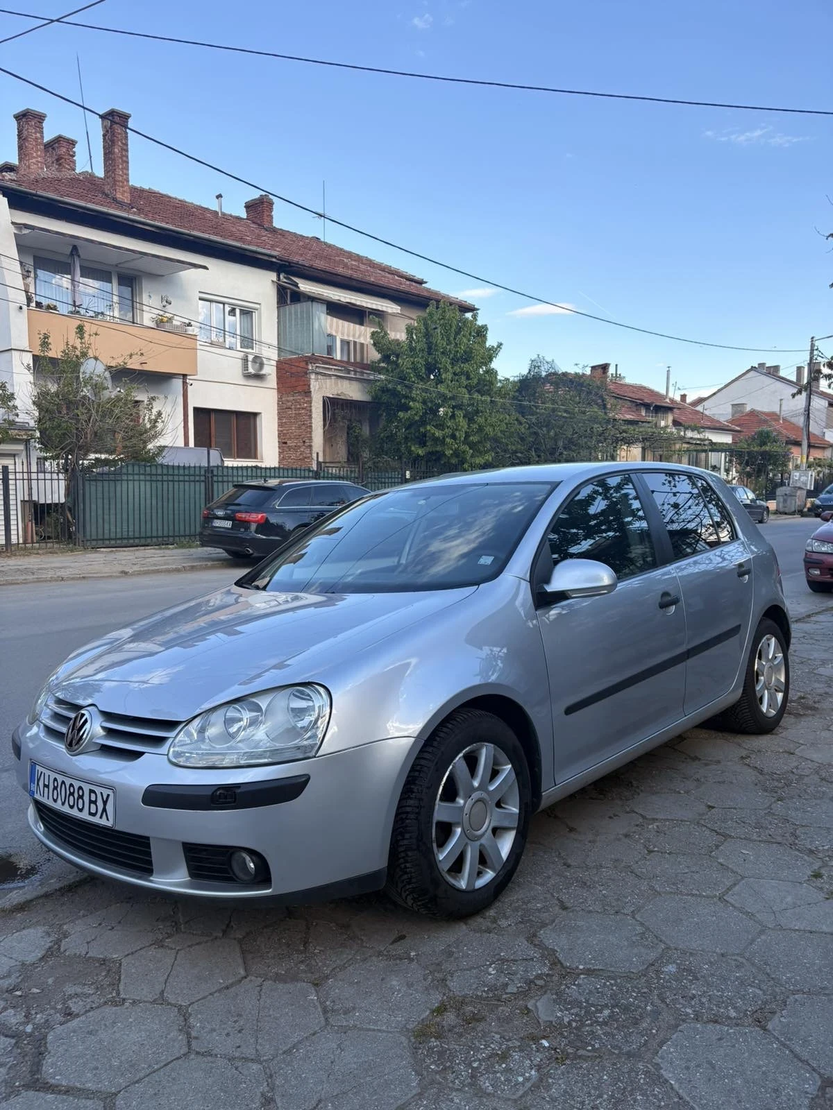 VW Golf 5, снимка 3 - Автомобили и джипове - 54429411