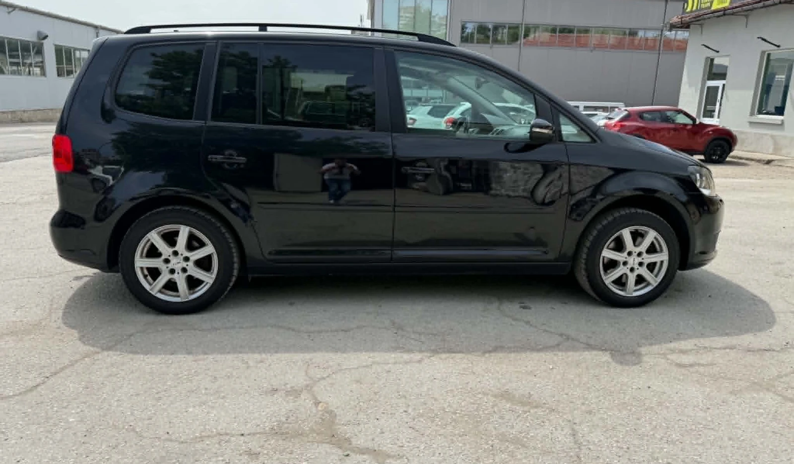 VW Touran 1.4i TURBO ECOMETAN, снимка 2 - Автомобили и джипове - 54574049