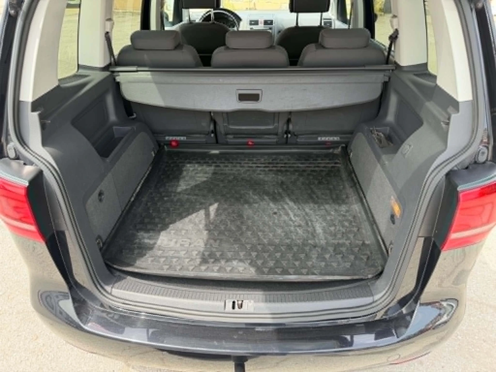 VW Touran 1.4i TURBO ECOMETAN, снимка 12 - Автомобили и джипове - 54574049
