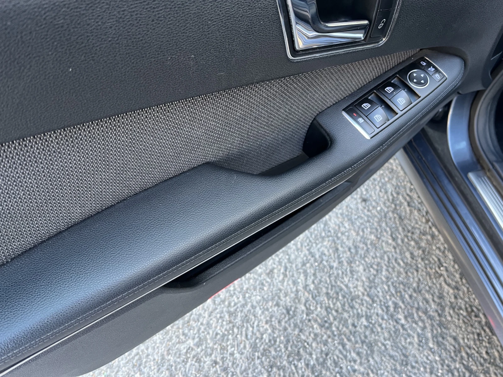 Mercedes-Benz E 350, снимка 7 - Автомобили и джипове - 54629134