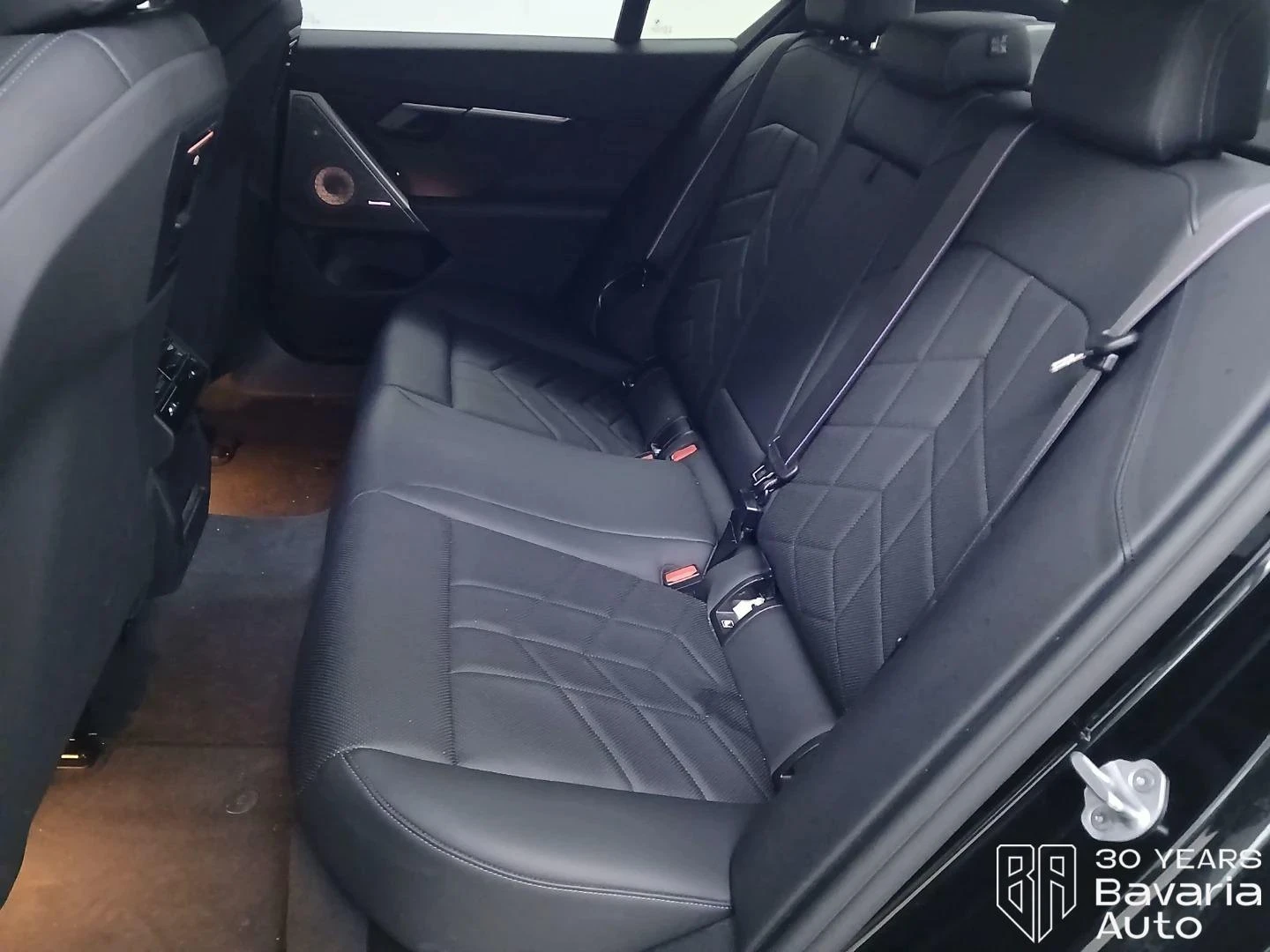 BMW 520 d xDrive M Sport Paket Steptronic, снимка 8 - Автомобили и джипове - 55018887
