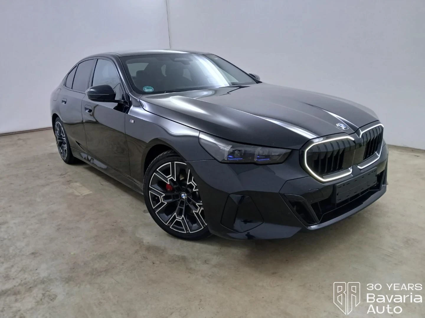 BMW 520 d xDrive M Sport Paket Steptronic, снимка 4 - Автомобили и джипове - 55018887