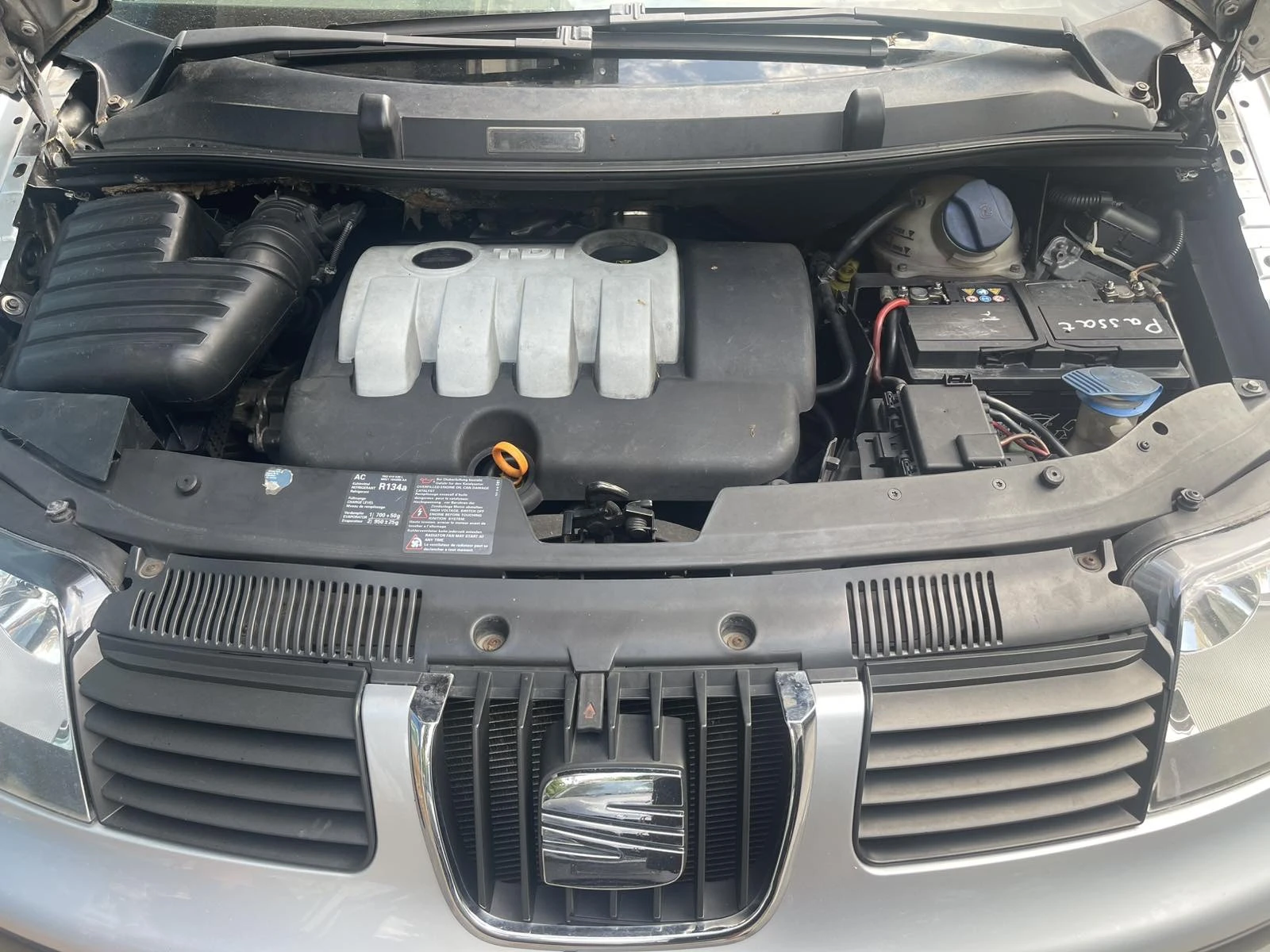 Seat Alhambra 2.0 TDI 7 Места, снимка 12 - Автомобили и джипове - 55096145