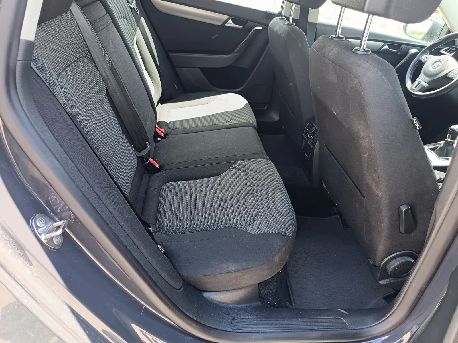VW Passat Б7 2.0 ТДИ 140 кс КОМЪН РЕЙЛ , снимка 7 - Автомобили и джипове - 55327180