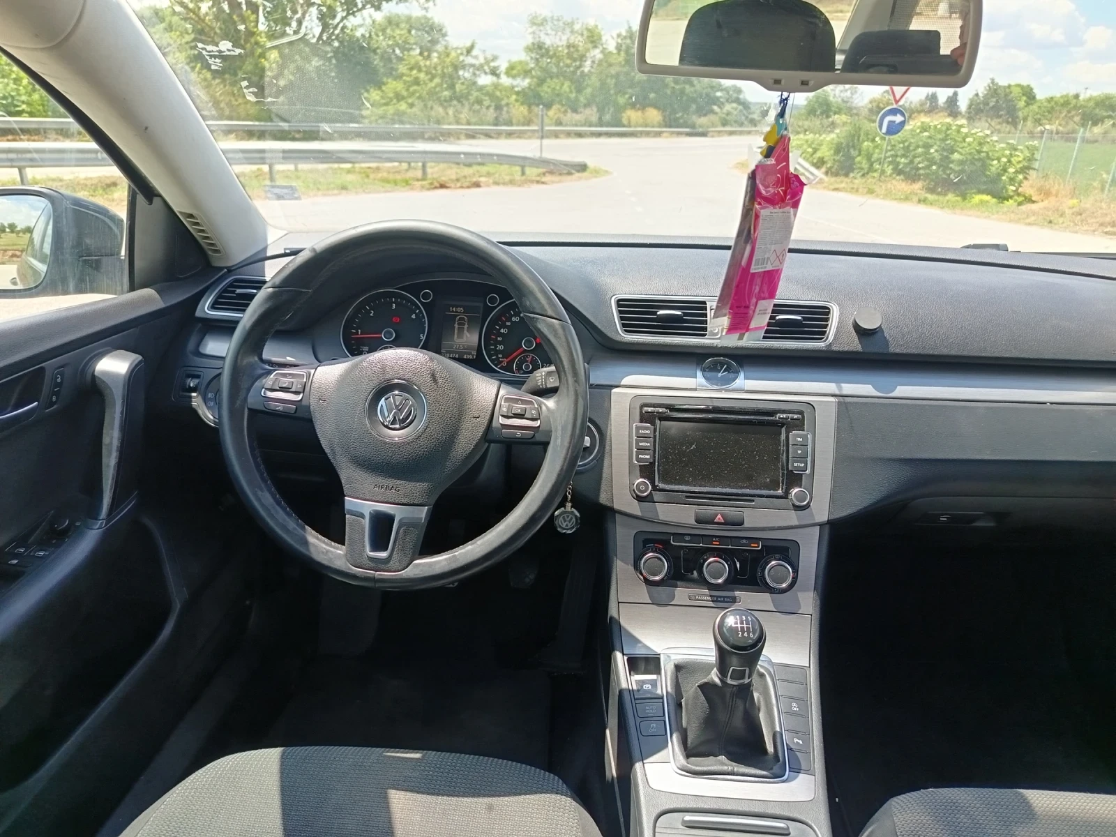 VW Passat Б7 2.0 ТДИ 140 кс КОМЪН РЕЙЛ , снимка 9 - Автомобили и джипове - 55327180