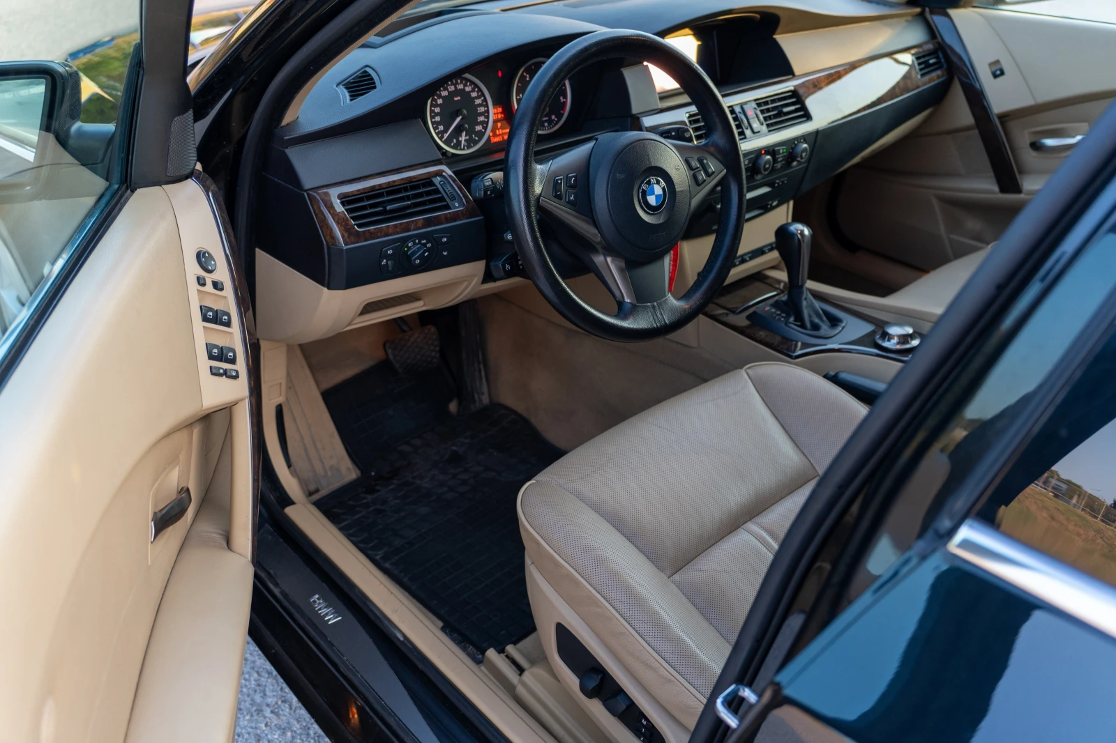 BMW 530, снимка 15 - Автомобили и джипове - 55785612