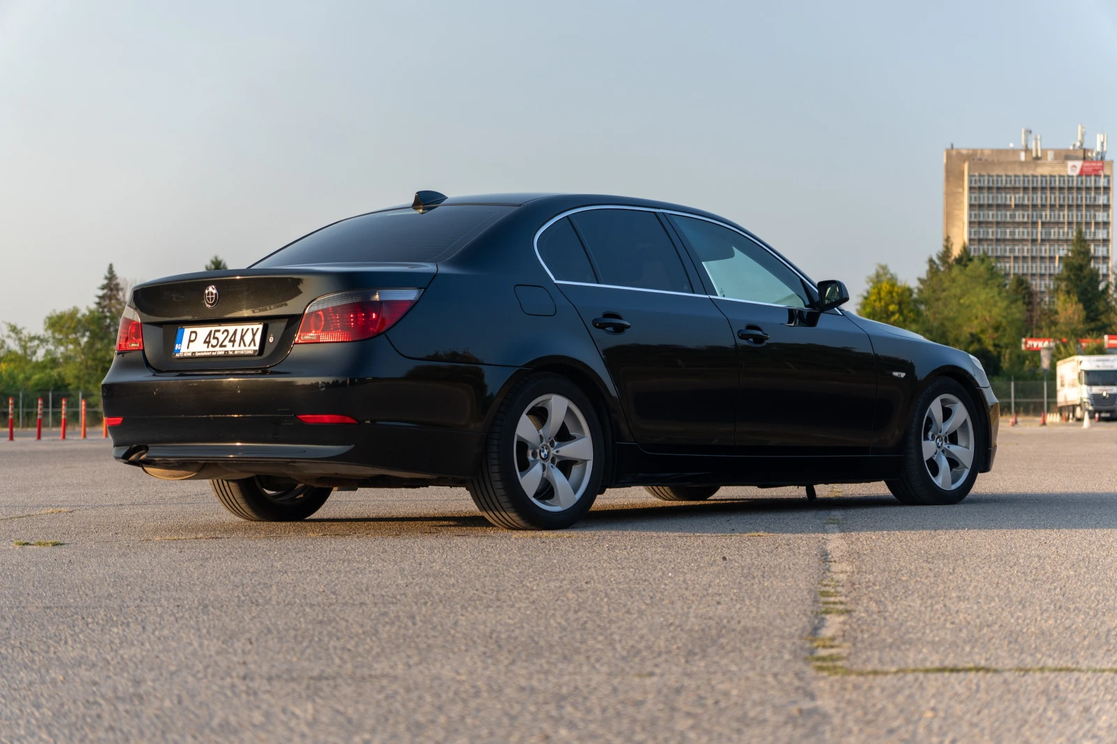 BMW 530, снимка 6 - Автомобили и джипове - 55785612