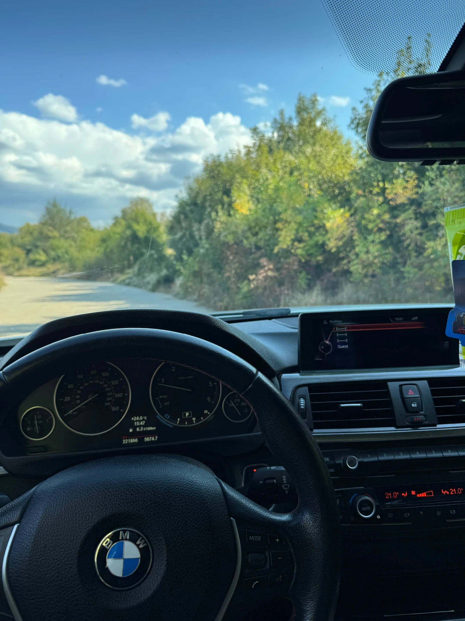 BMW 320 XD, снимка 12 - Автомобили и джипове - 56156330