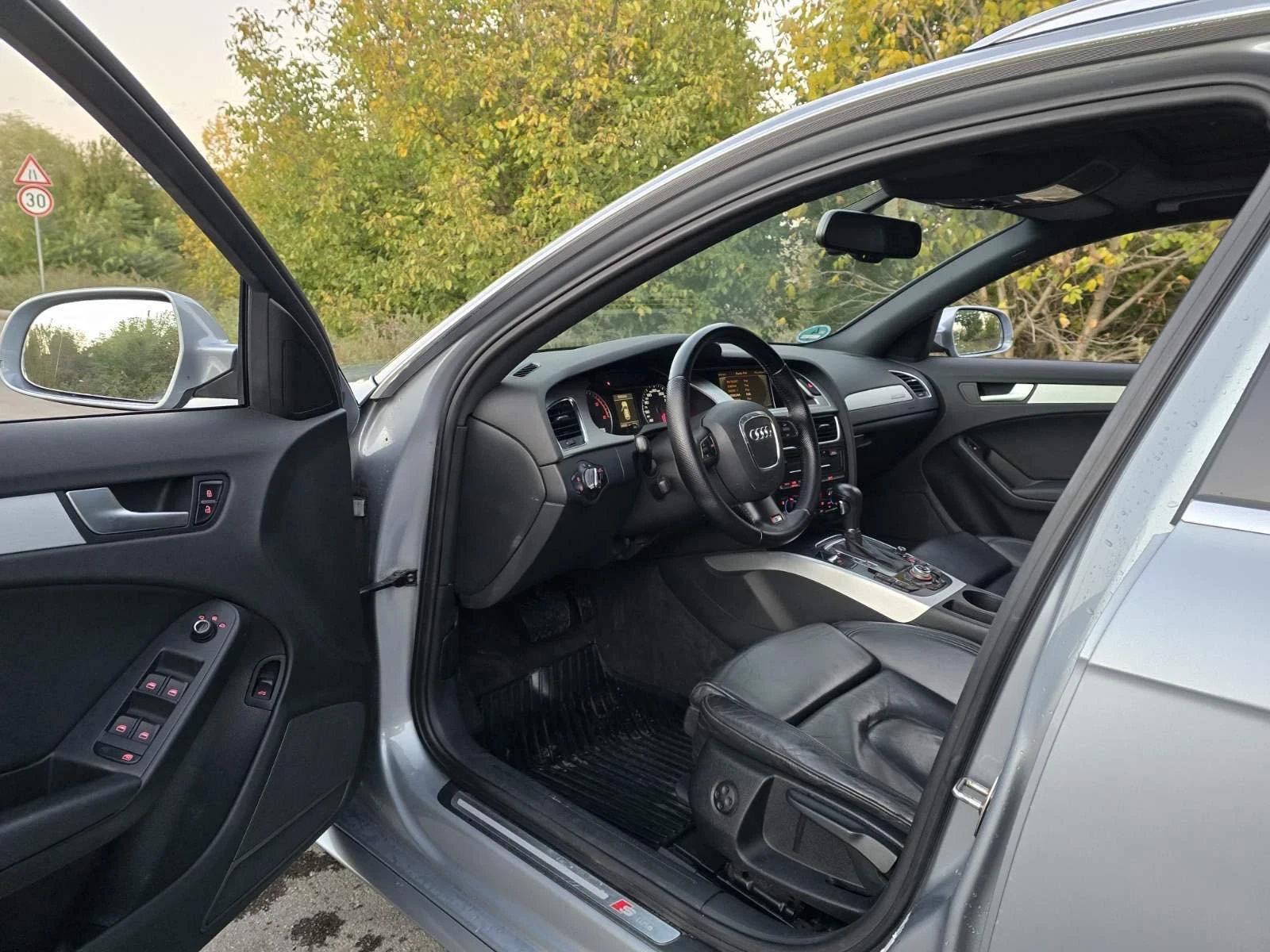 Audi A4 3xS-line, снимка 10 - Автомобили и джипове - 56261108