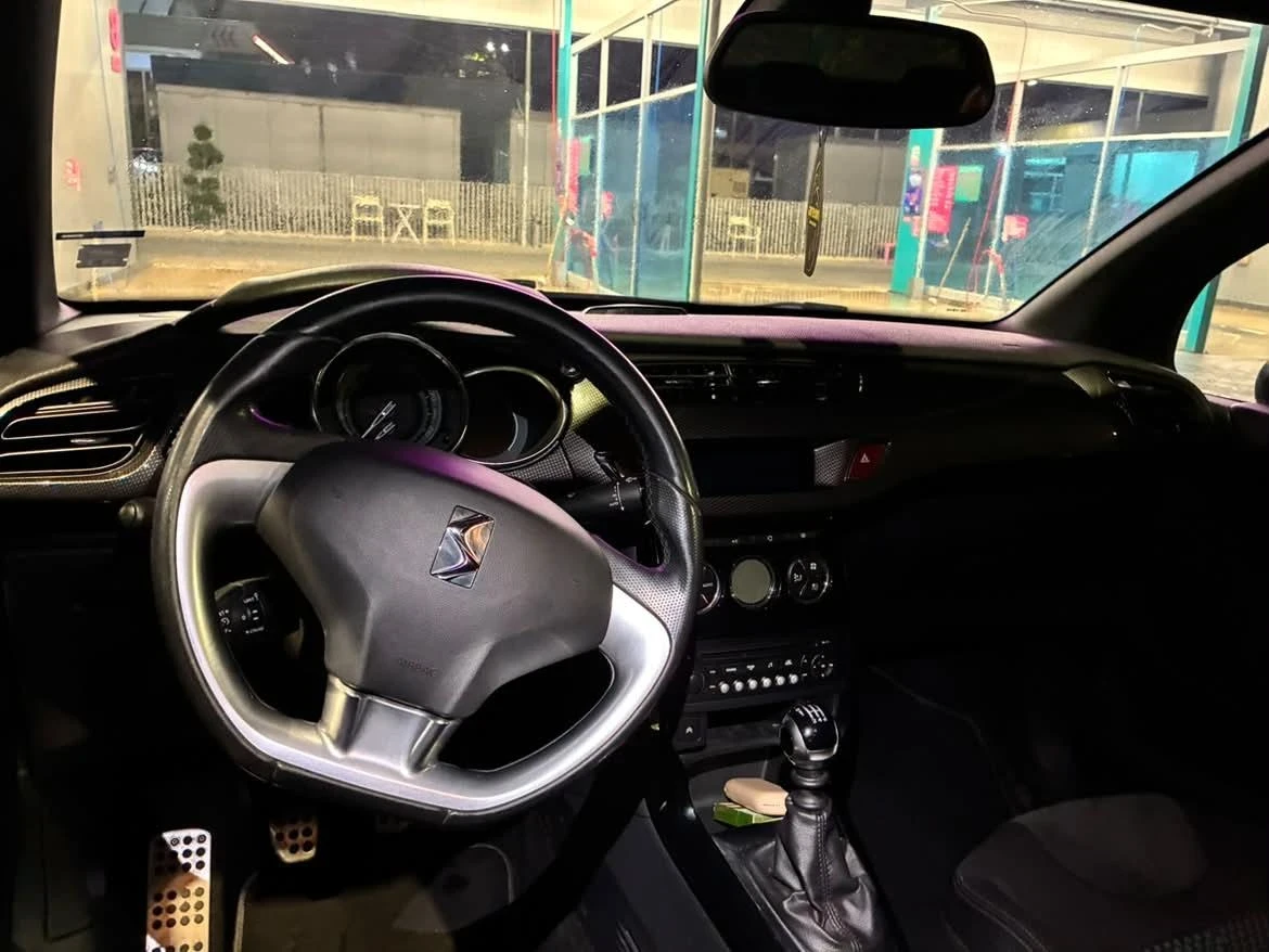 Citroen DS3, снимка 7 - Автомобили и джипове - 56445016