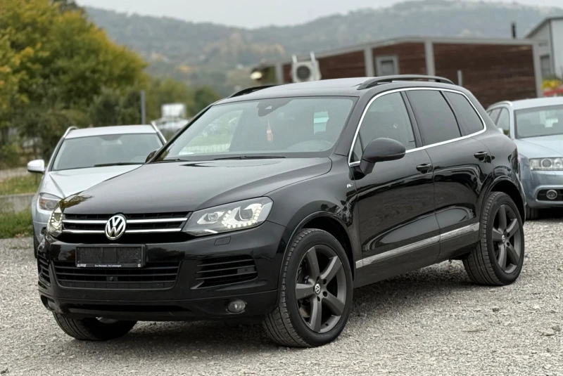 VW Touareg 4.2TDi 340к.с * R-Line* * 360Камери* * Панорама* , снимка 3 - Автомобили и джипове - 52165185