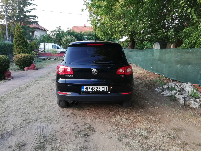VW Tiguan, снимка 4 - Автомобили и джипове - 52713212
