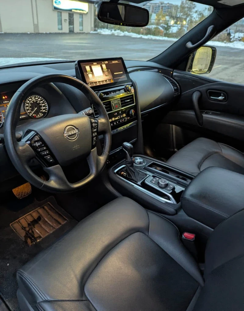 Nissan Armada 5.6 V8 * * BOSE * * CARFAX * * АВТО КРЕДИТ * * , снимка 4 - Автомобили и джипове - 52854227