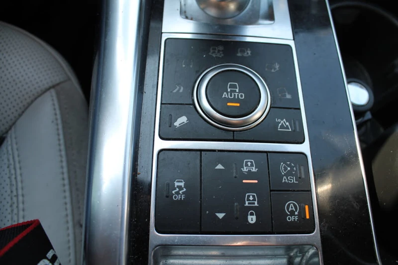 Land Rover Range Rover Sport V8 Autobiography * CARFAX* (ЦЕНА ДО БГ), снимка 12 - Автомобили и джипове - 53519754