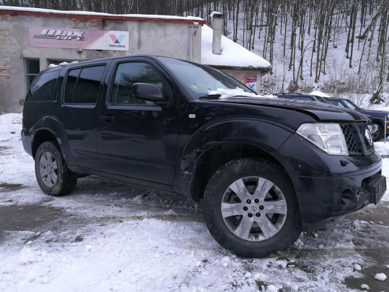 Nissan Pathfinder АВТОМАТ,НАВИГАЦИЯ,КОЖА!!!, снимка 1 - Автомобили и джипове - 23958252