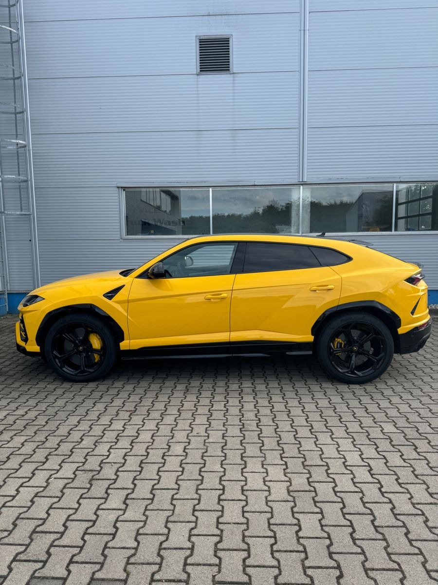 Lamborghini Urus  - изображение 2