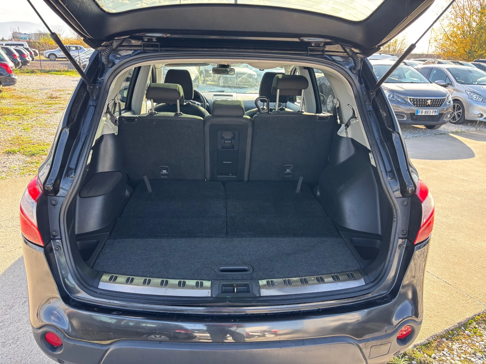 Nissan Qashqai 1.6i / 7  | Mobile.bg   11