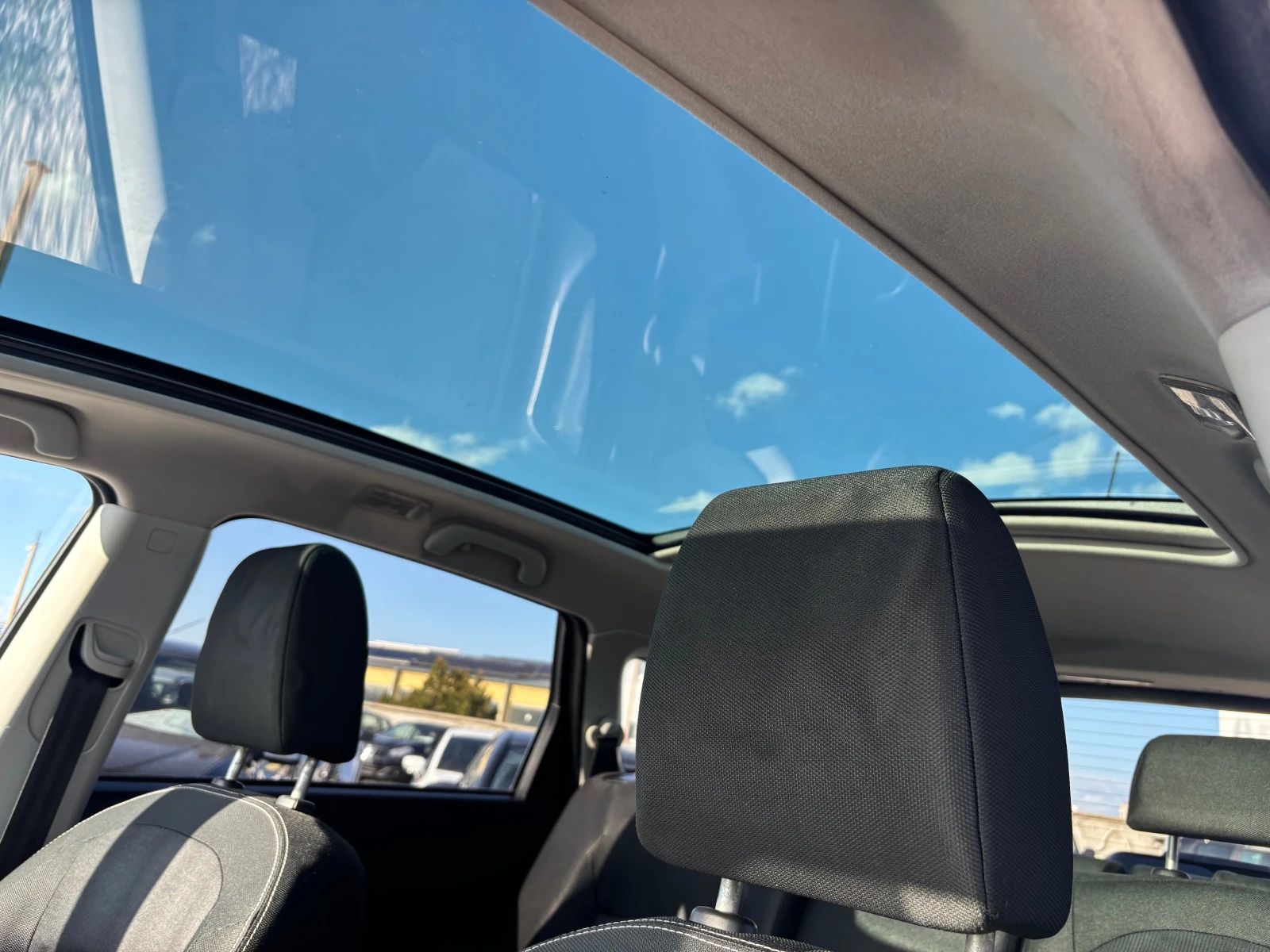 Nissan Qashqai 1.6i / 7  | Mobile.bg   9