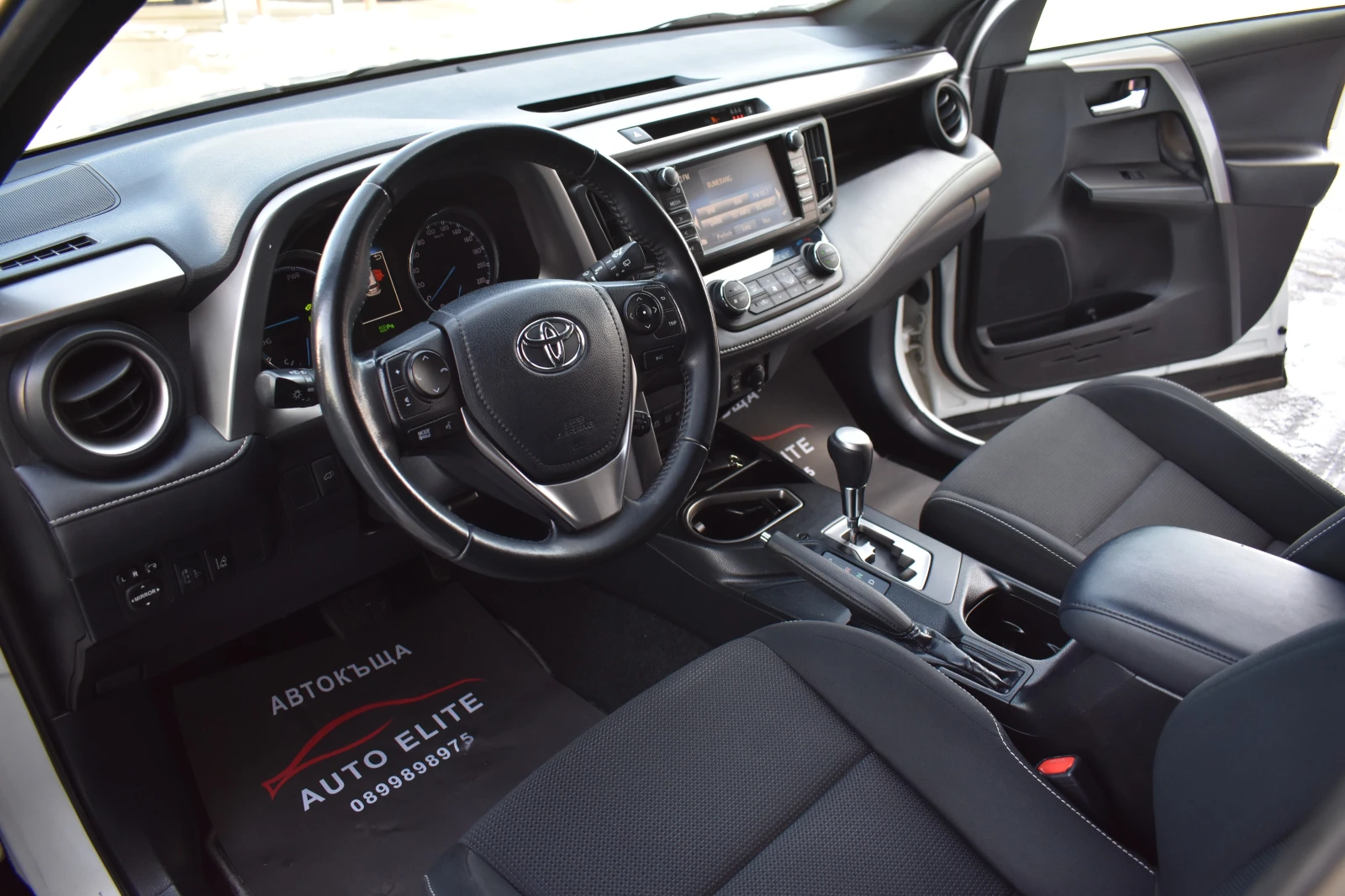 Toyota Rav4 2.5HYBRID= BLACK EDITION= KEYLESSGO= NAVI= НОВА! - изображение 9