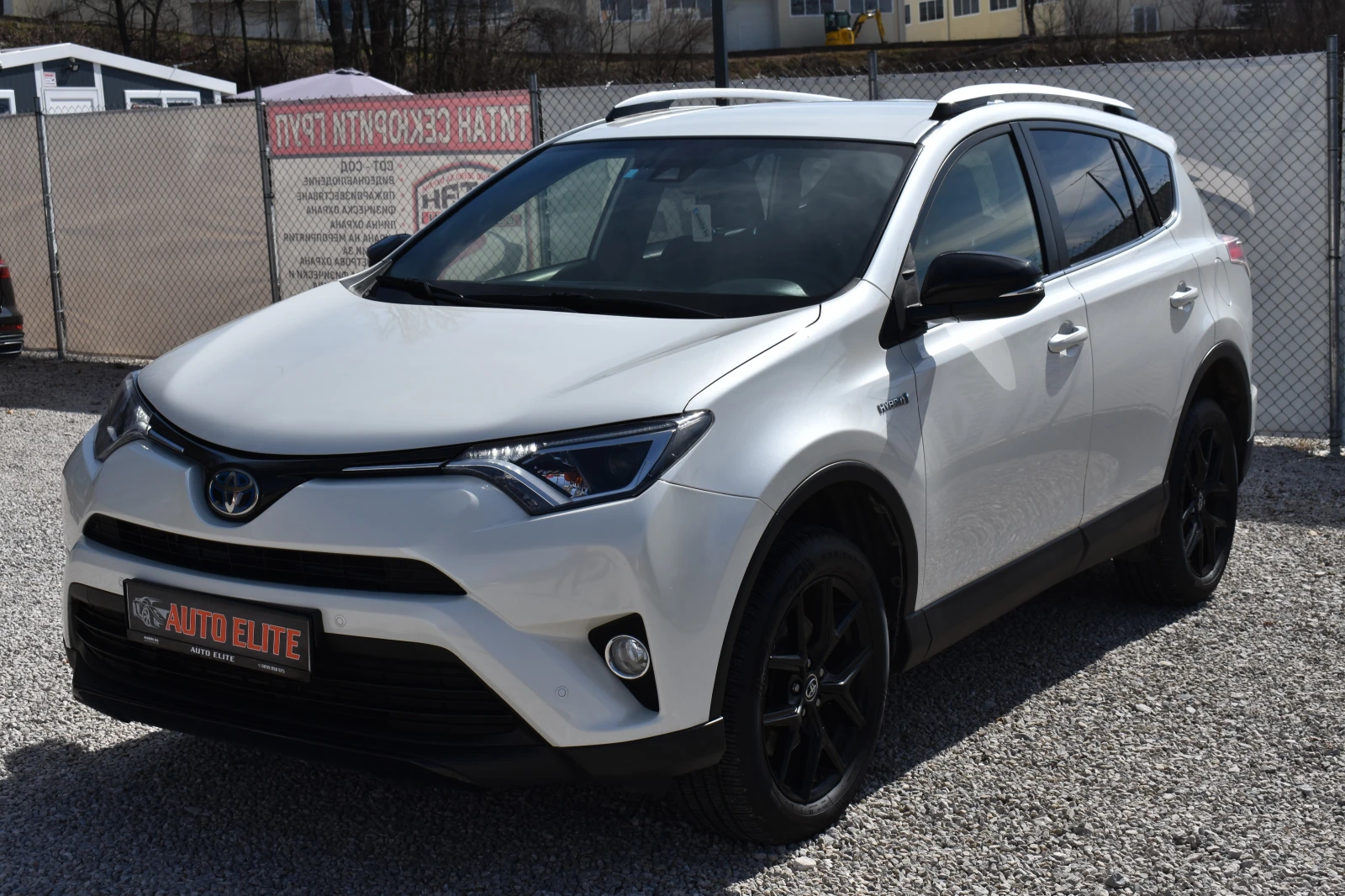 Toyota Rav4 2.5HYBRID= BLACK EDITION= KEYLESSGO= NAVI= НОВА!
