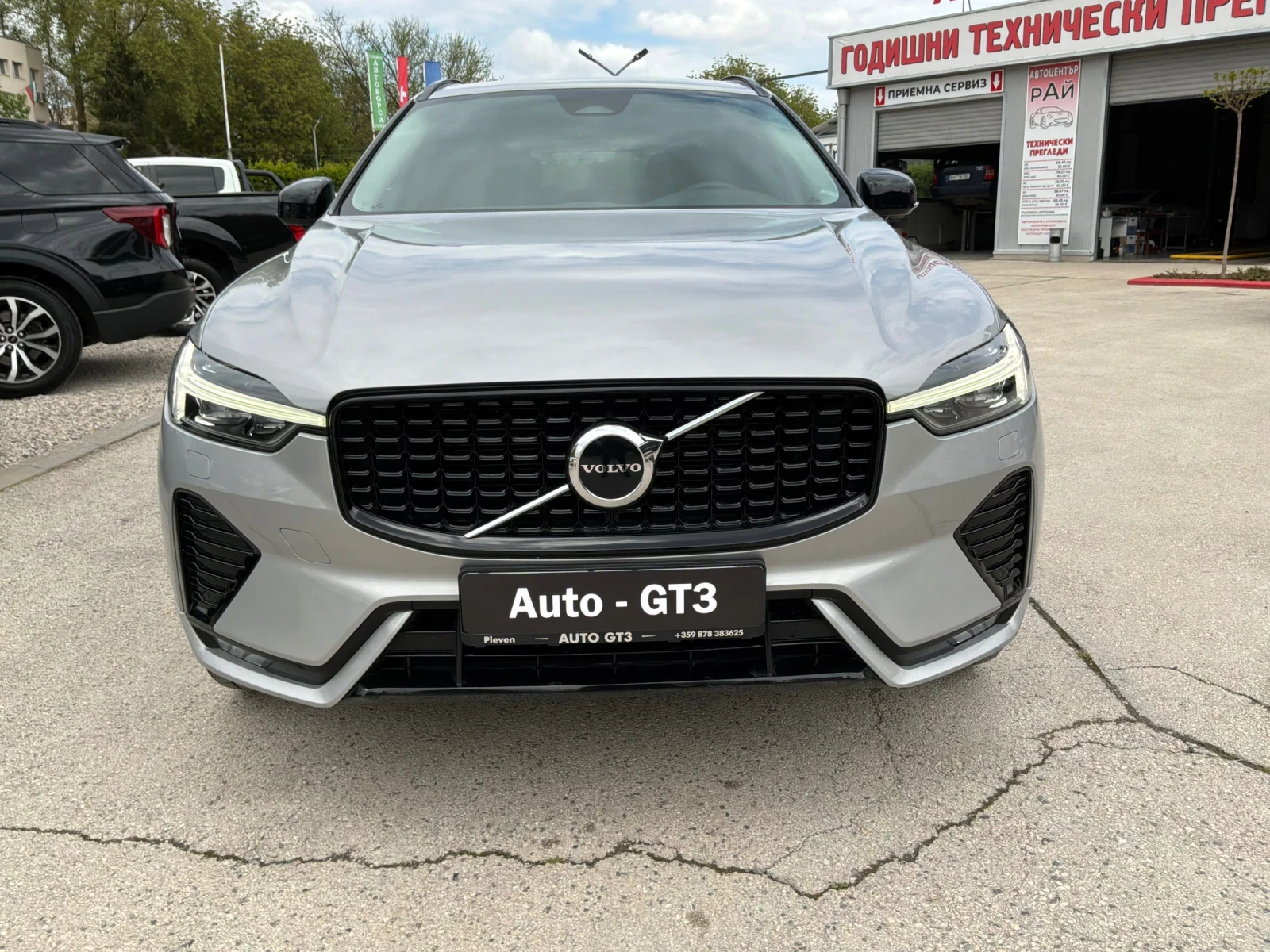 Volvo XC60 2.0Hybrid 197к.с. FACE 4X4 FULL, снимка 2 - Автомобили и джипове - 53647367
