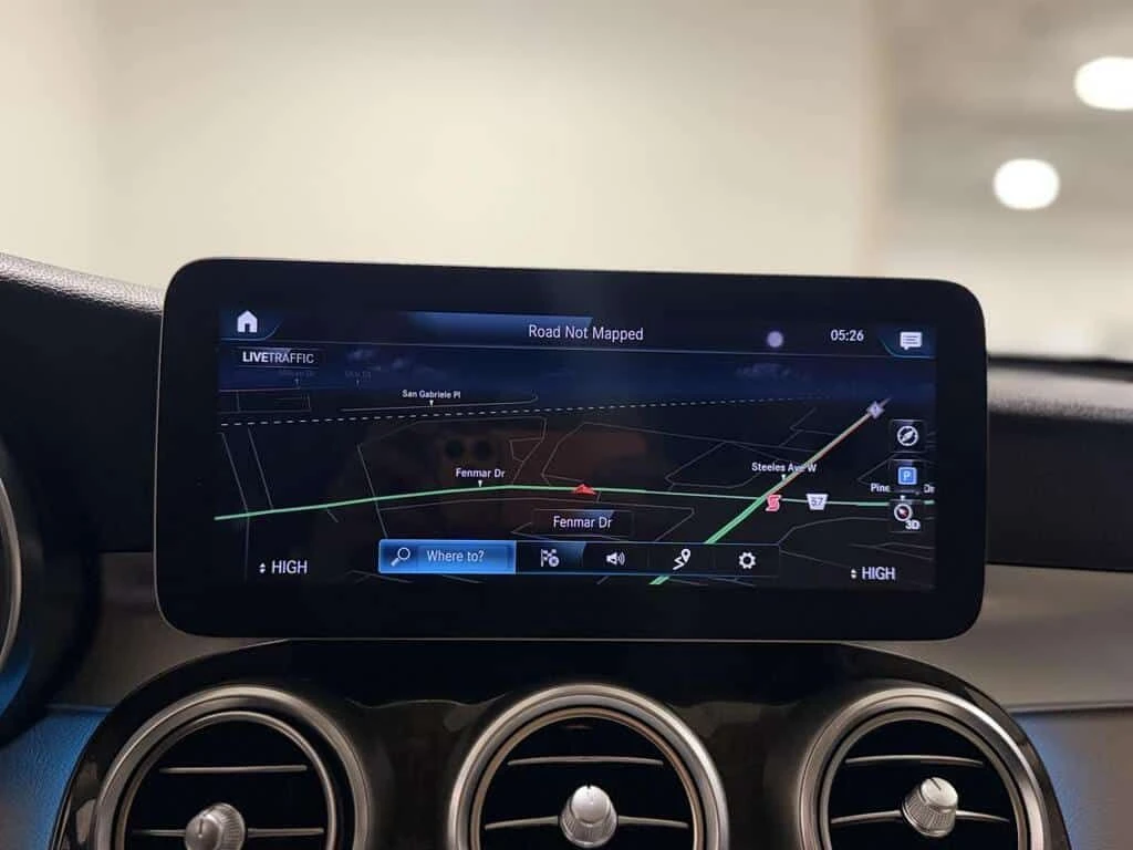 Mercedes-Benz GLC * 300 | AMG PKG * CARFAX * ЦЕНА ДО БГ, снимка 10 - Автомобили и джипове - 53890444