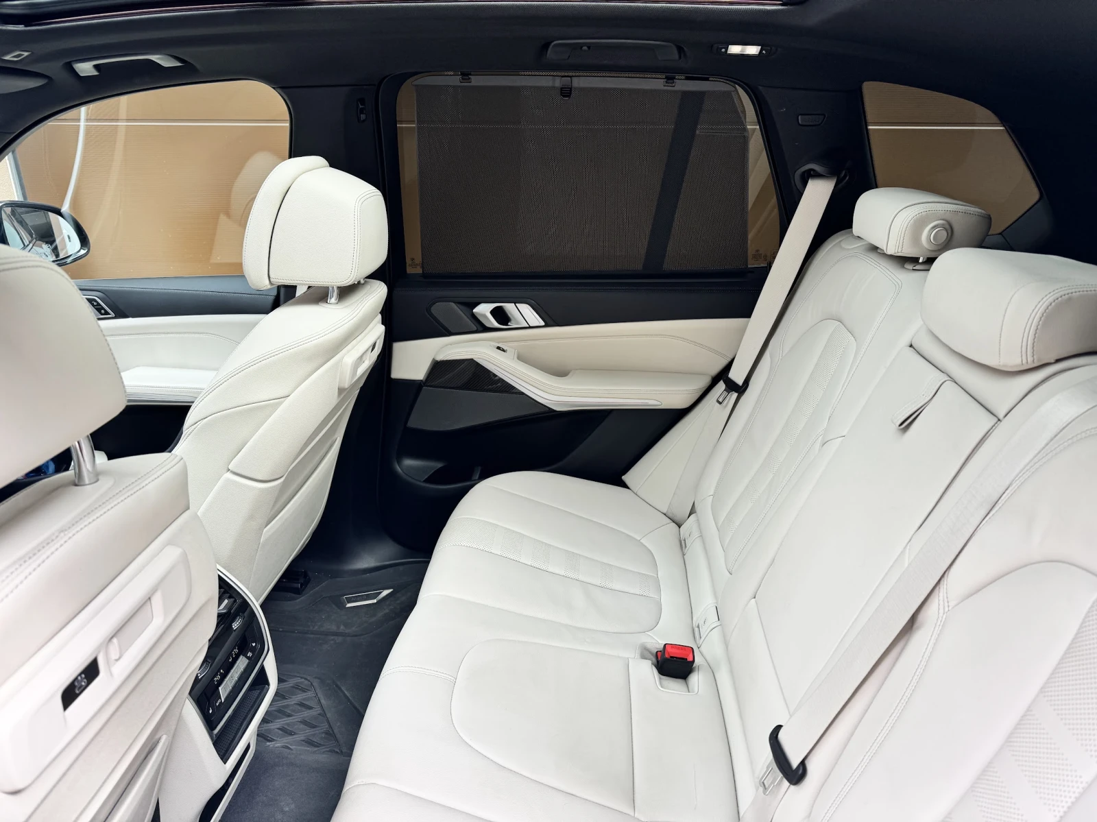 BMW X5 40i, снимка 8 - Автомобили и джипове - 54017522