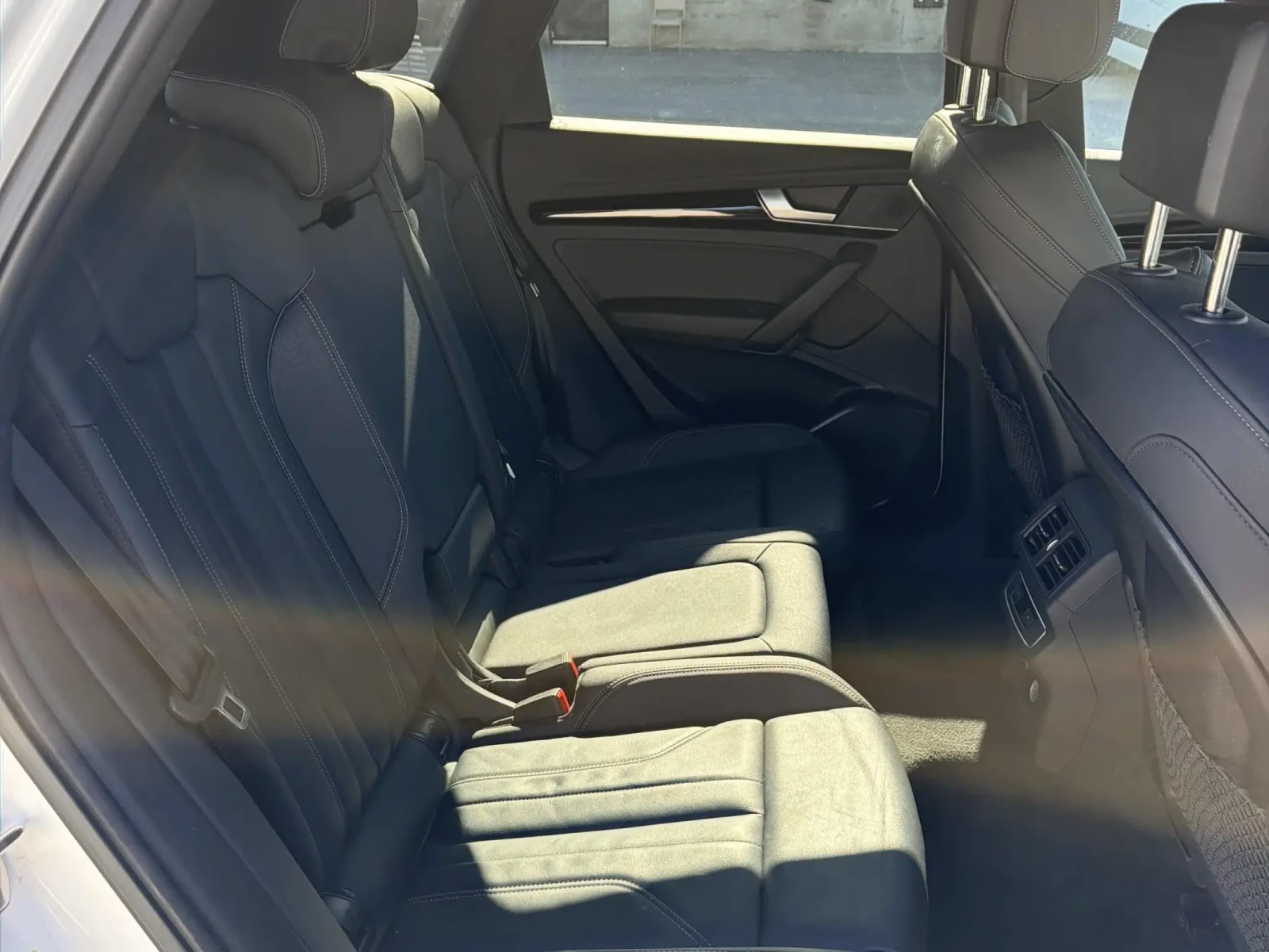 Audi Q5 Progressiv * * CARFAX * * АВТО КРЕДИТ * * , снимка 10 - Автомобили и джипове - 54372571