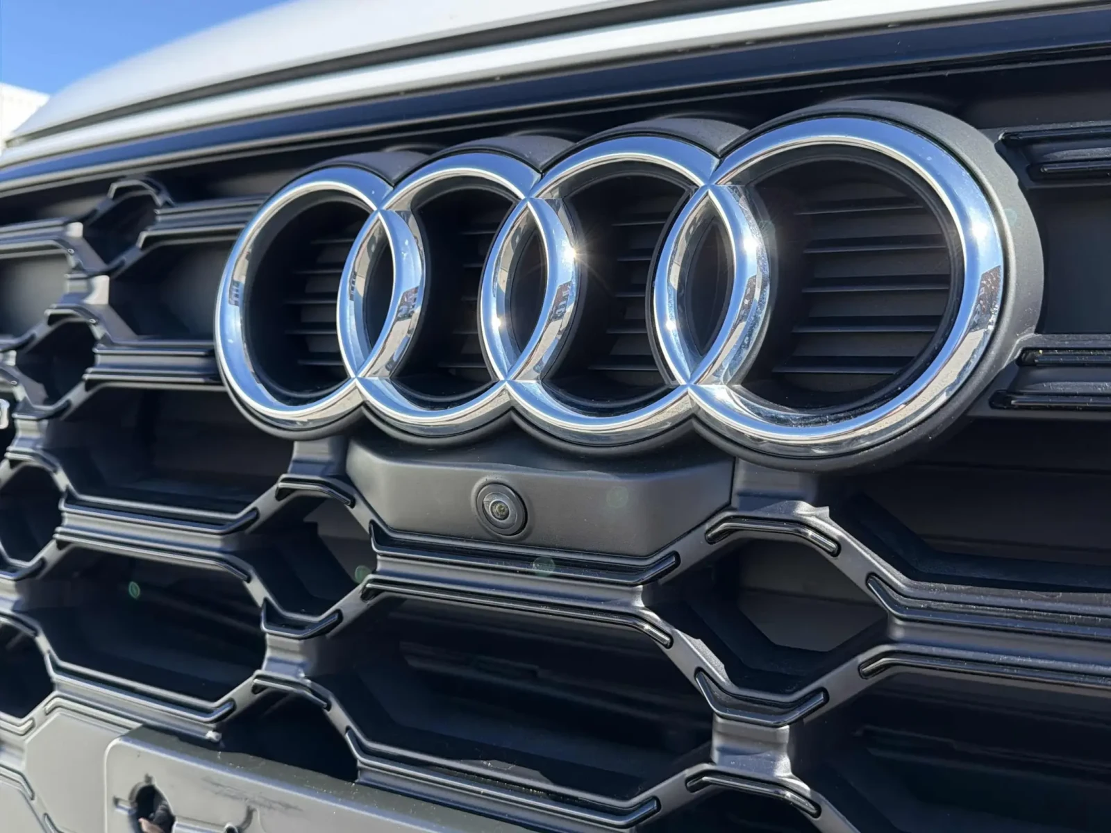 Audi Q5 Progressiv * * CARFAX * * АВТО КРЕДИТ * * , снимка 6 - Автомобили и джипове - 54372571